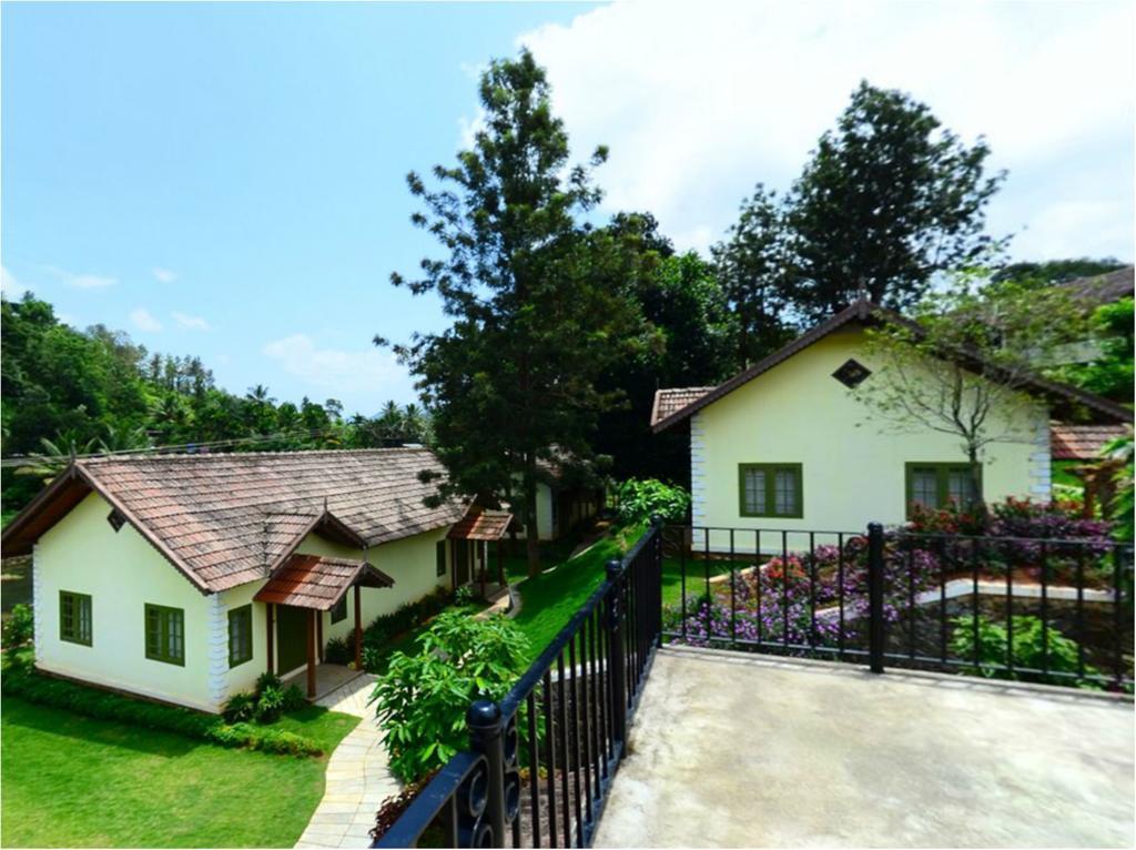 Springdale Heritage Thekkady Exterior photo